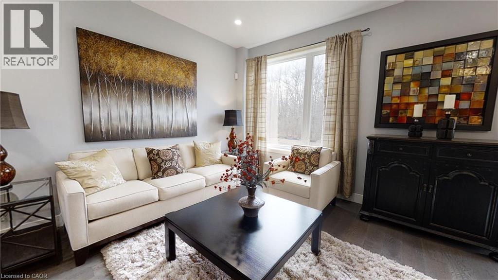 2024 Evans Boulevard, London, Ontario  N6M 0A1 - Photo 2 - 40797606