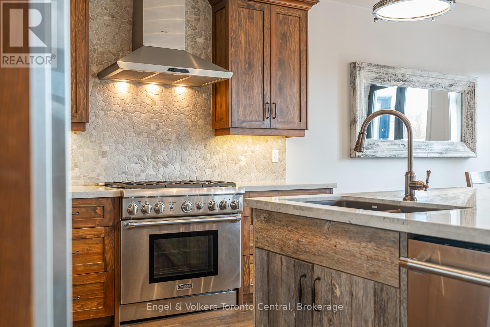 280 Sunset Boulevard, Blue Mountains, Ontario  N0H 2P0 - Photo 16 - X12826528