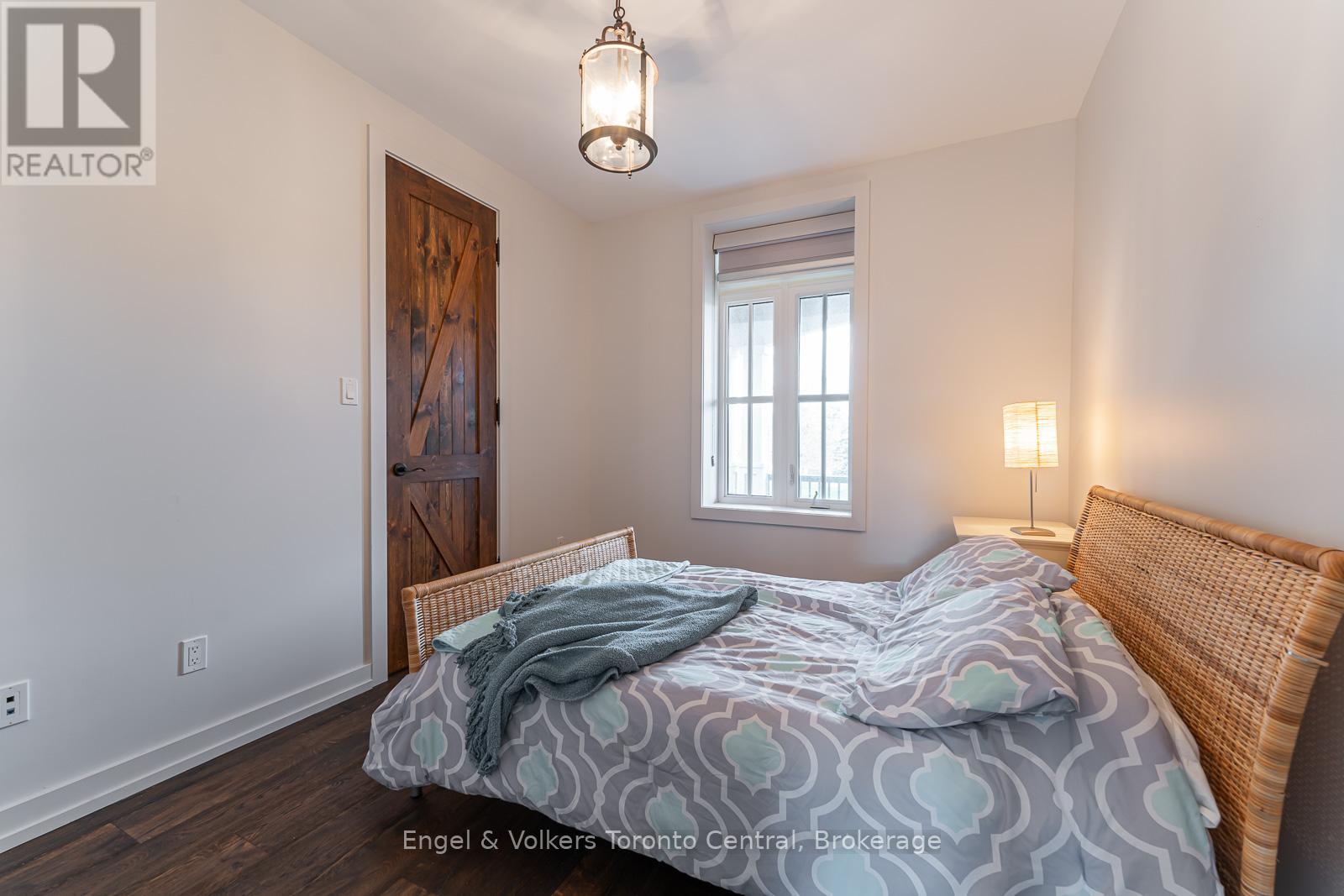280 Sunset Boulevard, Blue Mountains, Ontario  N0H 2P0 - Photo 21 - X12826528