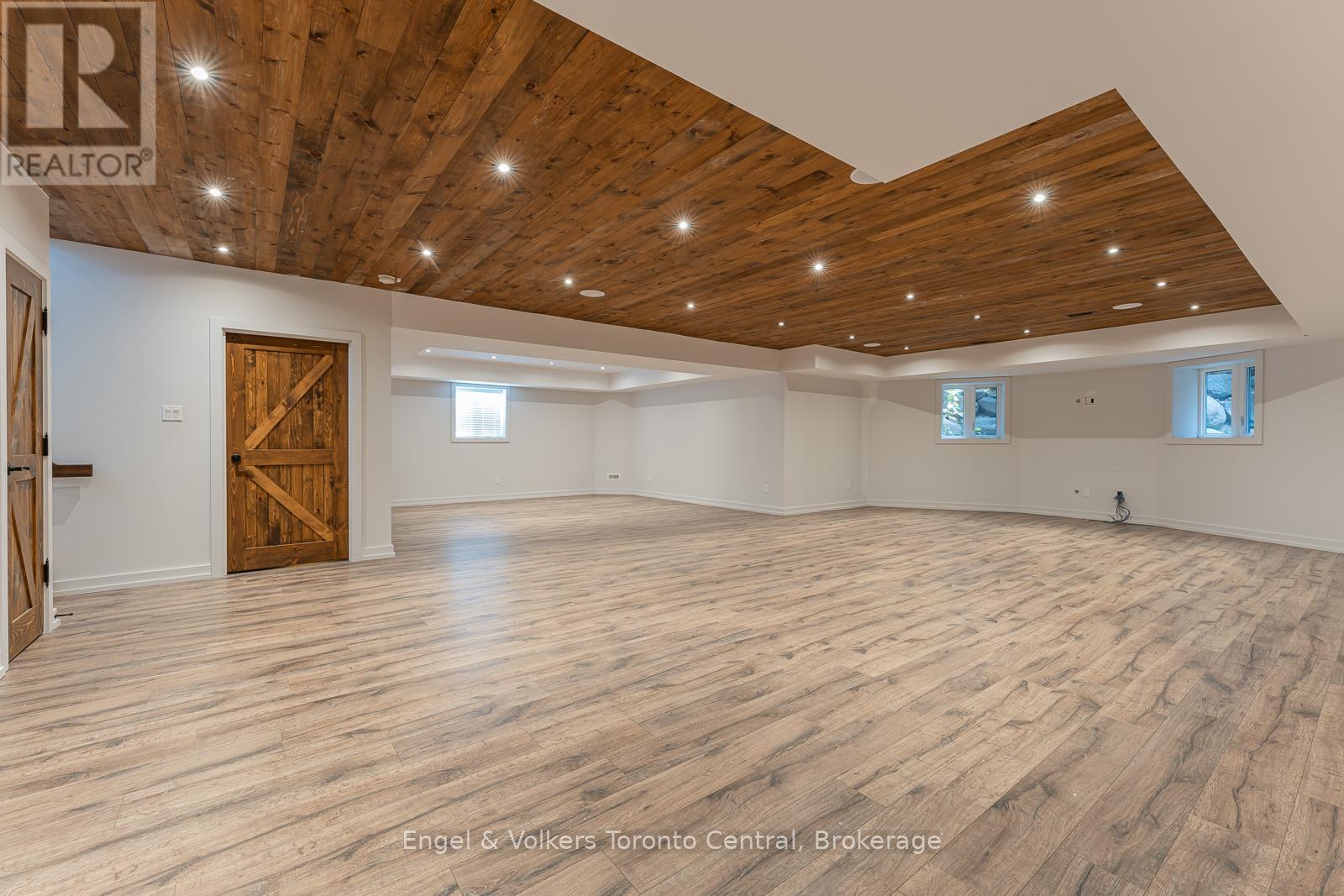280 Sunset Boulevard, Blue Mountains, Ontario  N0H 2P0 - Photo 35 - X12826528