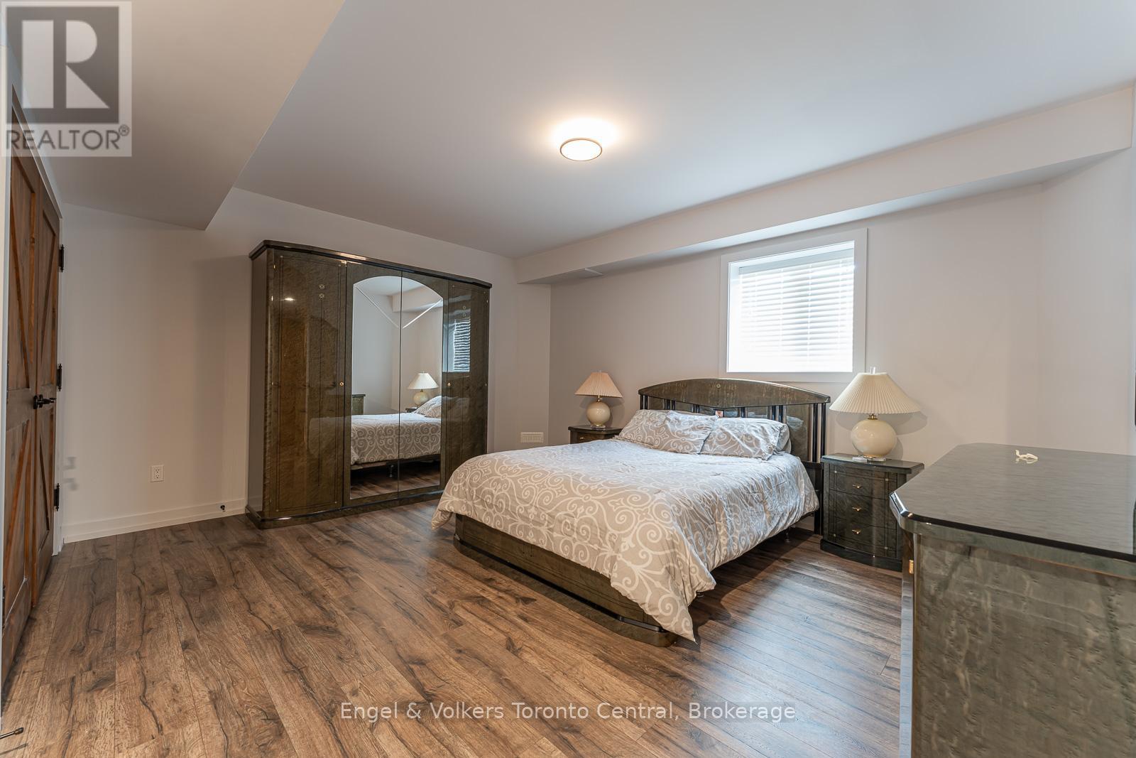 280 Sunset Boulevard, Blue Mountains, Ontario  N0H 2P0 - Photo 37 - X12826528
