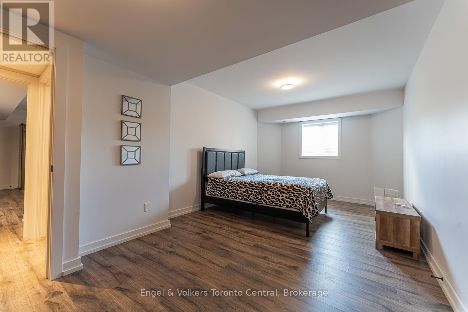 280 Sunset Boulevard, Blue Mountains, Ontario  N0H 2P0 - Photo 38 - X12826528