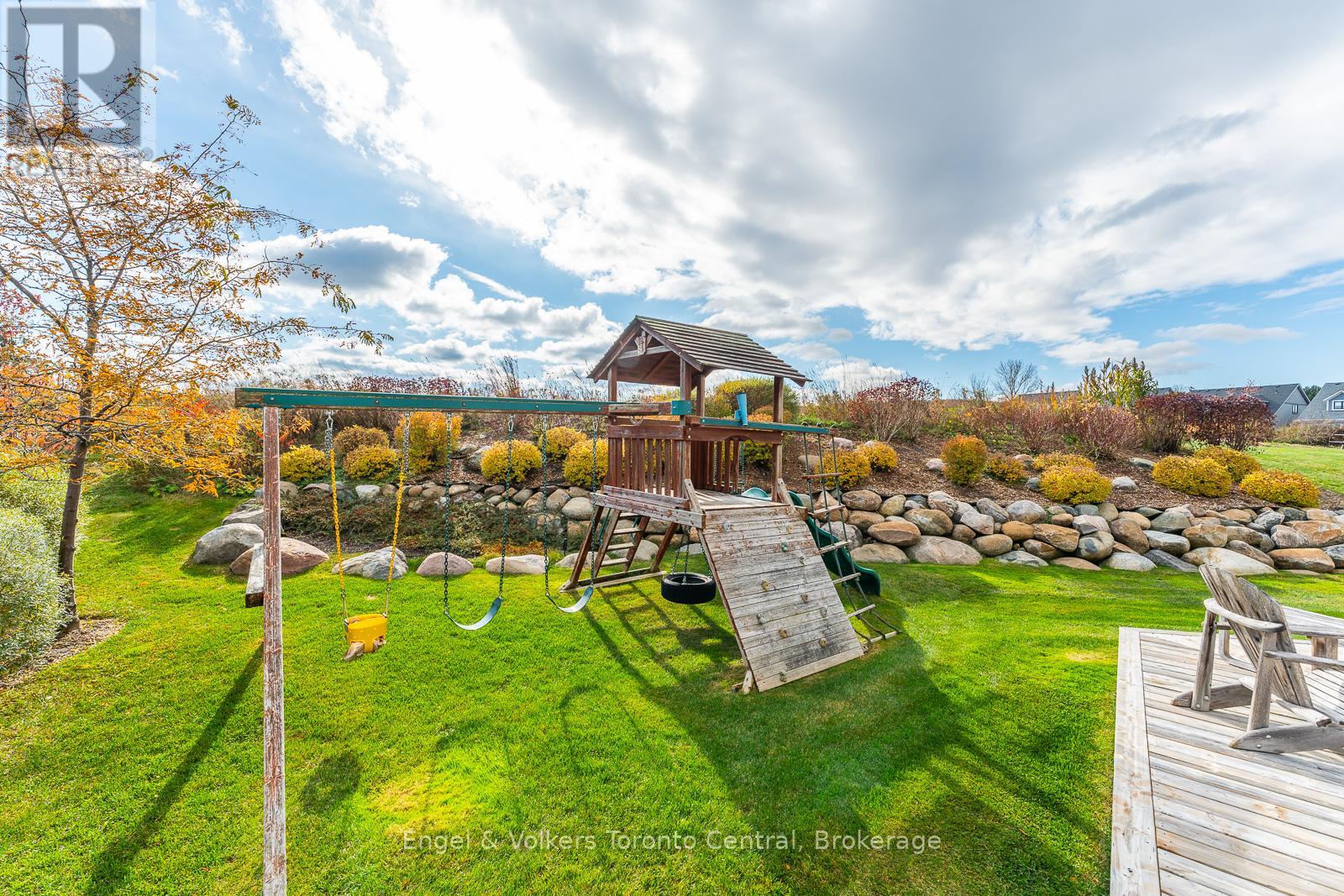 280 Sunset Boulevard, Blue Mountains, Ontario  N0H 2P0 - Photo 46 - X12826528