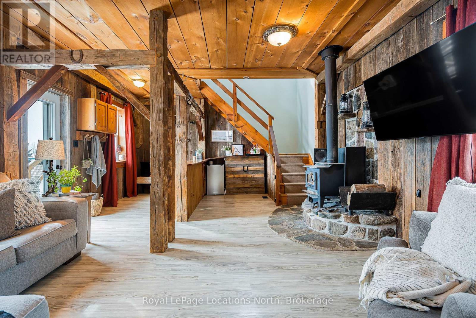 793952 124 Grey Road, Grey Highlands, Ontario  N0C 1M0 - Photo 13 - X12827646