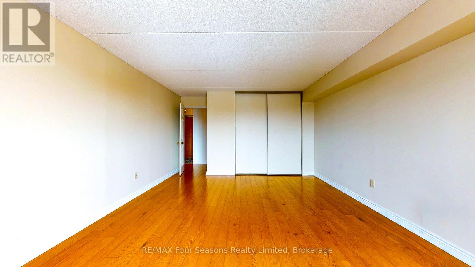 409 - 172 Eighth Street, Collingwood, Ontario  L9Y 4T2 - Photo 6 - S12828326