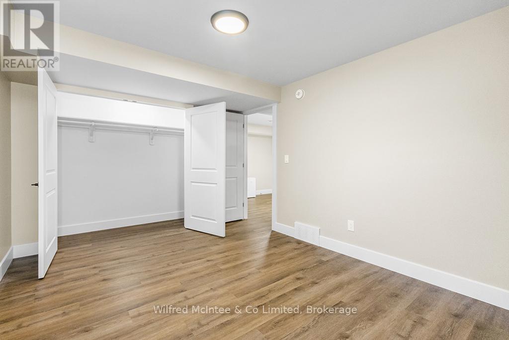 225 Saugeen Street, Saugeen Shores, Ontario  N0H 2L0 - Photo 36 - X12828372