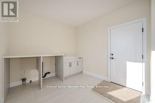 10 Broughton Street, Erin, Ontario  N1H 0B7 - Photo 21 - X12829698