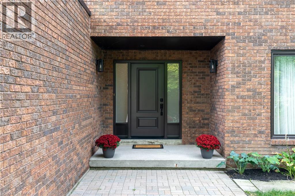 20 Arkendo Drive, Oakville, Ontario  L6J 5T9 - Photo 4 - 40801717