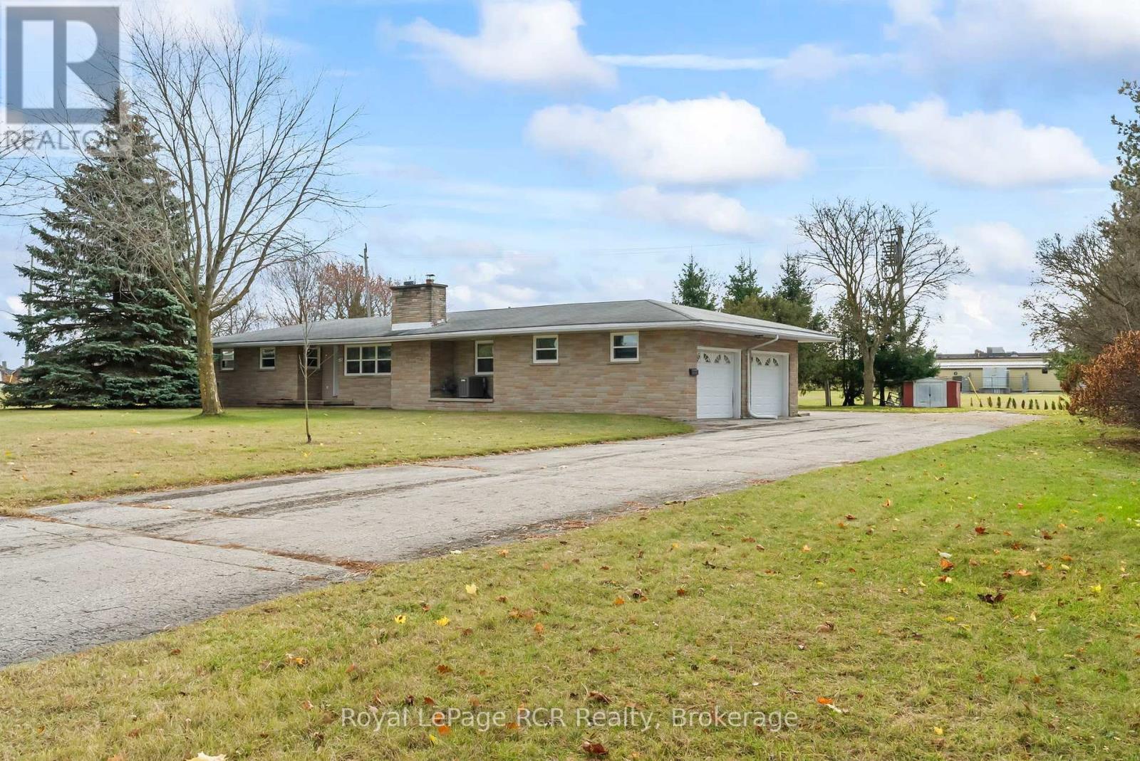315 2nd Street, Hanover, Ontario  N4N 1A4 - Photo 2 - X12831532