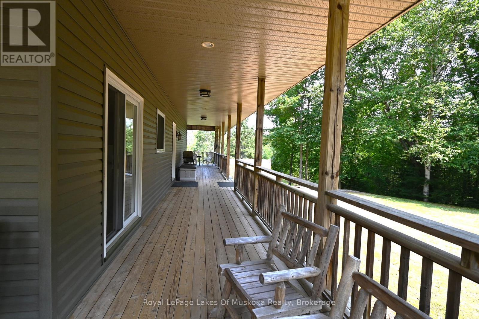 2411 Hwy. 118 E. Highway, Bracebridge, Ontario  P1L 1X1 - Photo 5 - X12831712