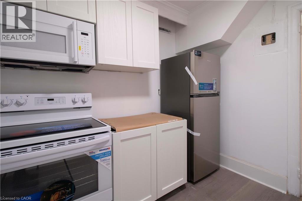 417 King Street W, Hamilton, Ontario  L8P 1B5 - Photo 6 - 40808718