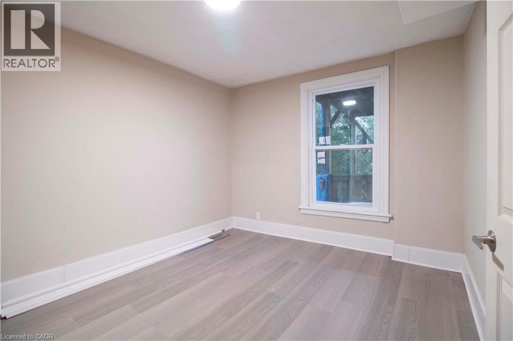 417 King Street W, Hamilton, Ontario  L8P 1B5 - Photo 8 - 40808718
