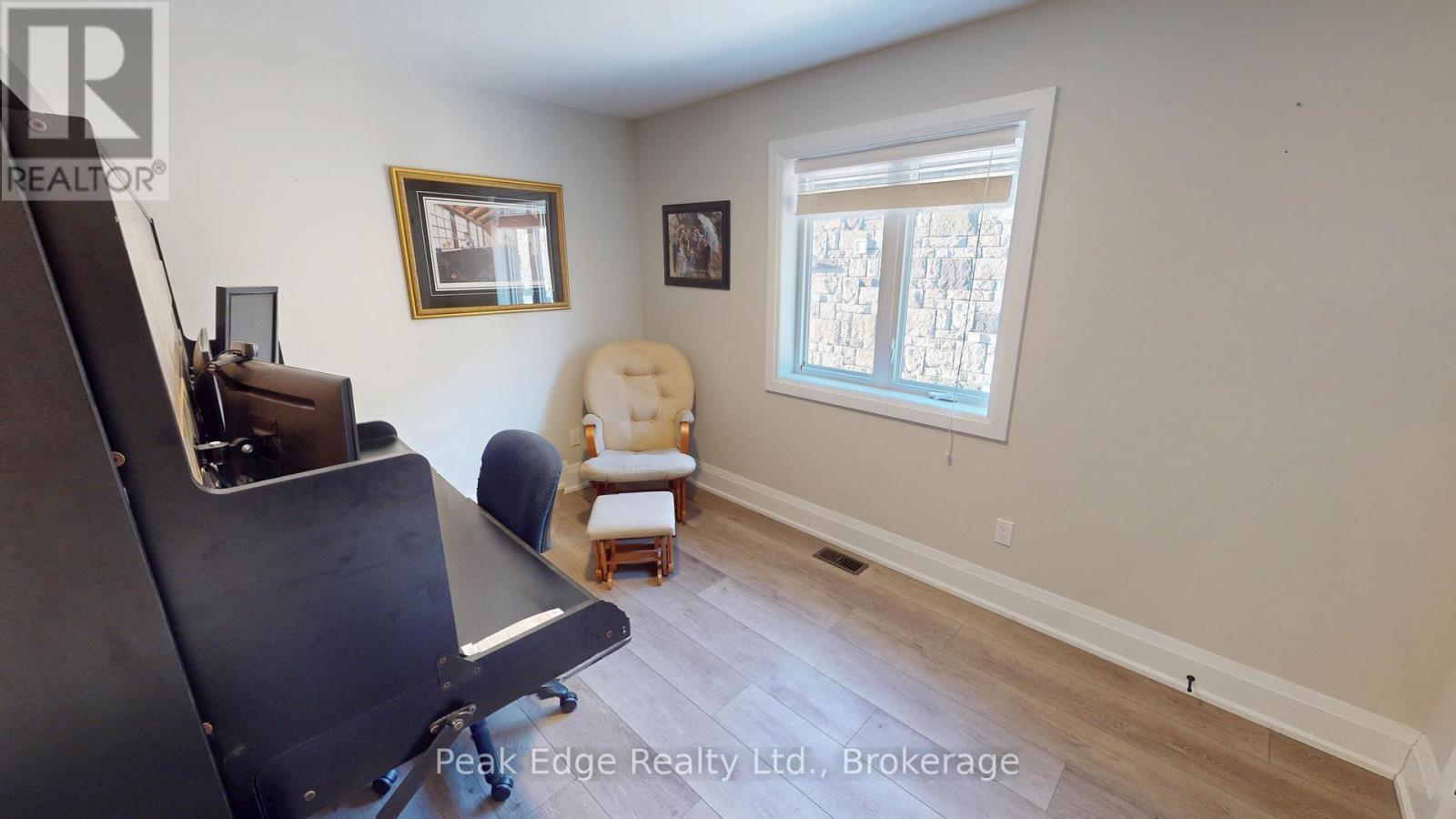 196 17th Avenue A Avenue, Hanover, Ontario  N4N 0B5 - Photo 27 - X12836538