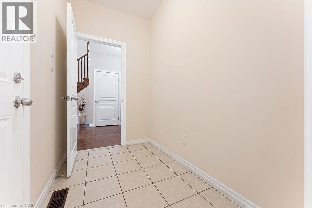 67 Bellroyal Crescent, Stoney Creek, Ontario  L8J 0E7 - Photo 9 - 40808577
