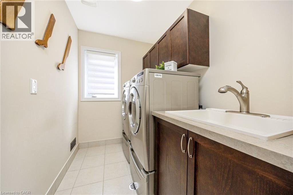 3168 Watercliffe Court, Oakville, Ontario  L6M 0K7 - Photo 31 - 40808639