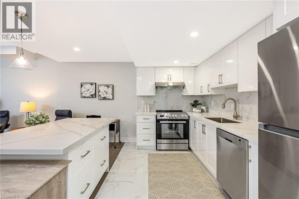 3168 Watercliffe Court, Oakville, Ontario  L6M 0K7 - Photo 34 - 40808639