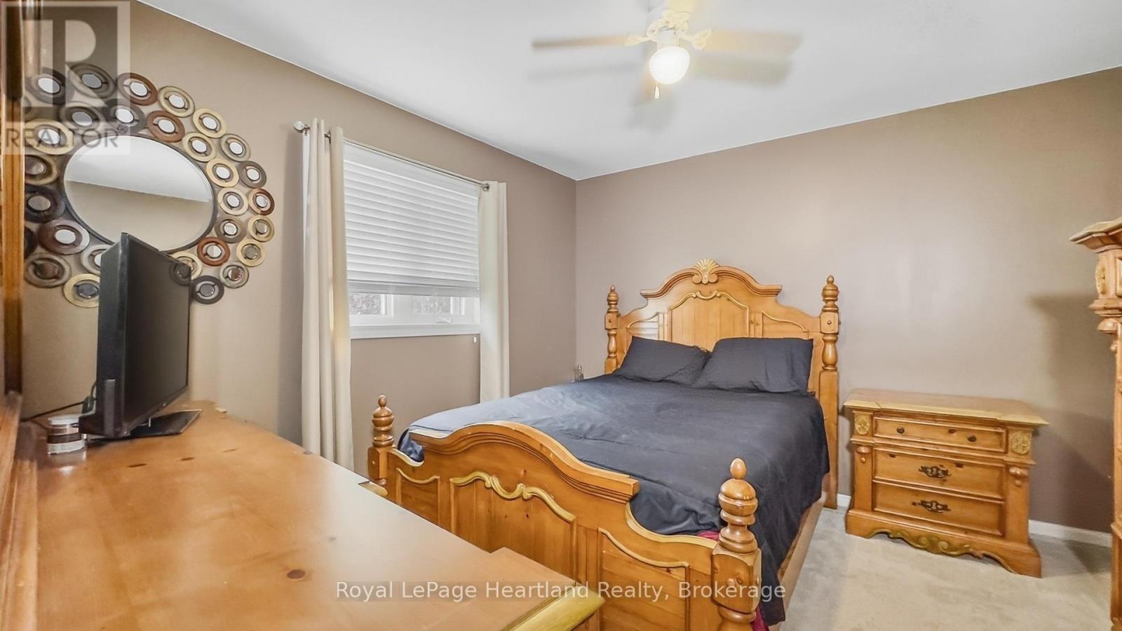49 Wellington Street W, South Huron, Ontario  N0M 1S2 - Photo 20 - X12850586