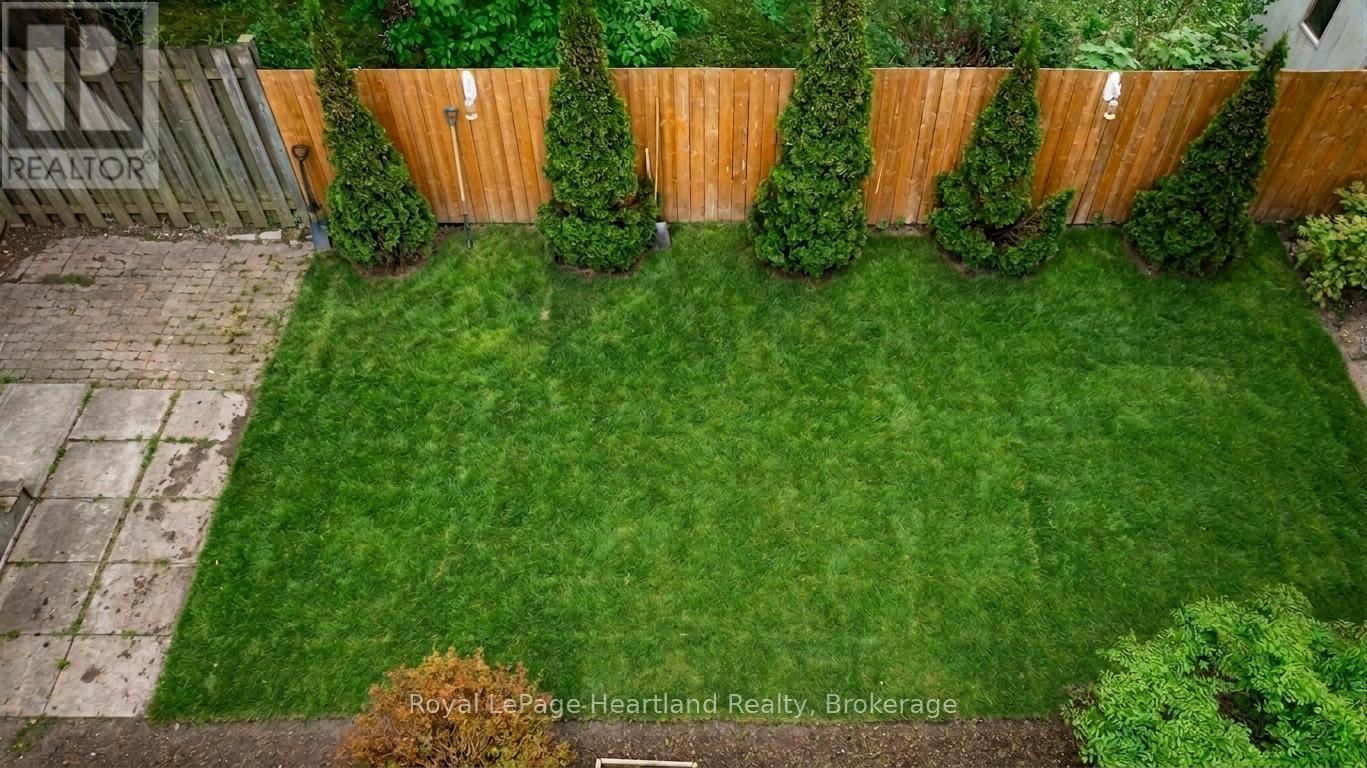49 Wellington Street W, South Huron, Ontario  N0M 1S2 - Photo 28 - X12850586