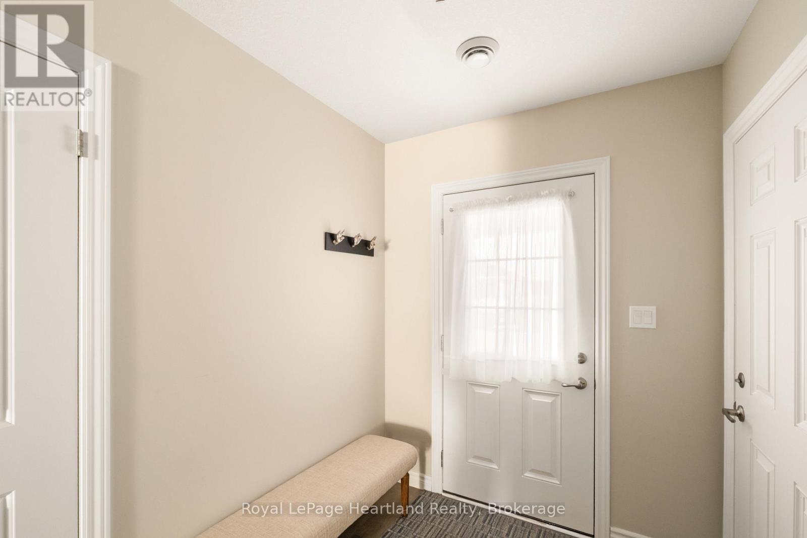 140 Lake Breeze Drive, Ashfield-Colborne-Wawanosh, Ontario  N7A 0C6 - Photo 6 - X12852846