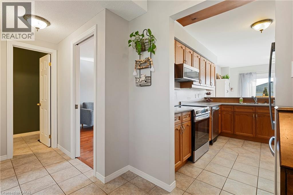 77 Morgan Drive, Caledonia, Ontario  N3W 2L6 - Photo 5 - 40809099