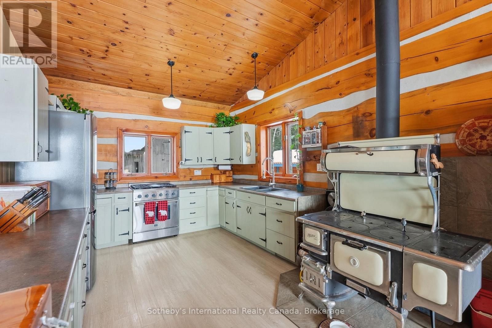 3491a Axe Lake Road, Mcmurrich/monteith, Ontario  P0A 1Y0 - Photo 25 - X12853180