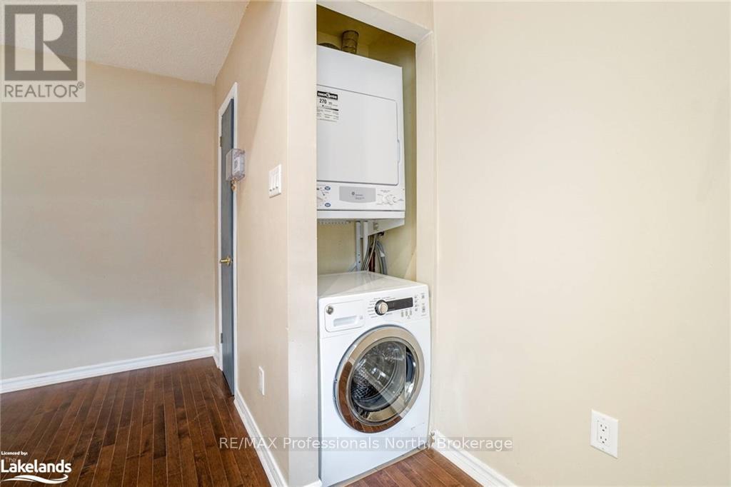 214 Gerrard Street E, Toronto, Ontario  M5A 2E6 - Photo 21 - C12853706