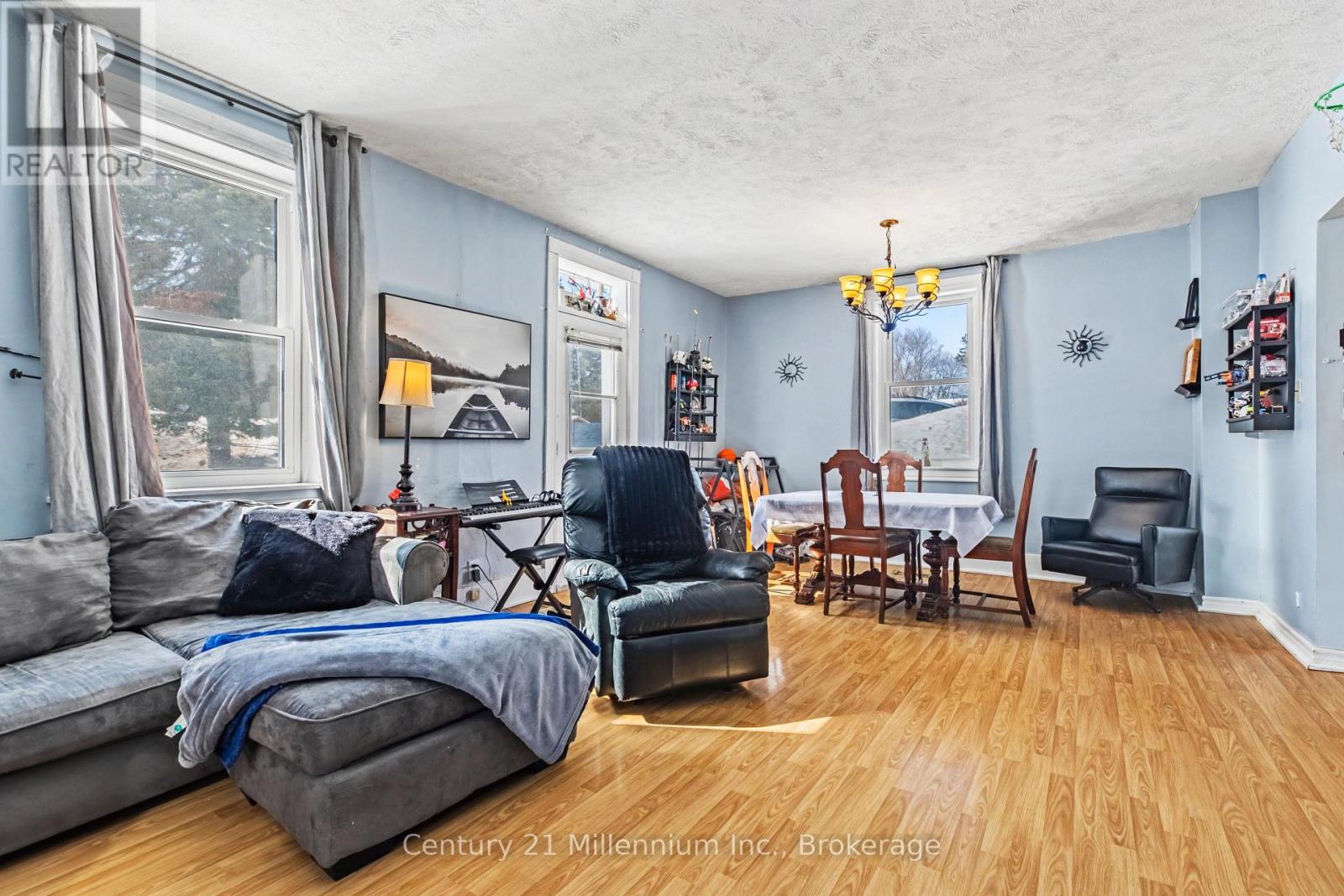 15 Ellen Street, Grey Highlands, Ontario  N0C 1E0 - Photo 14 - X12853390