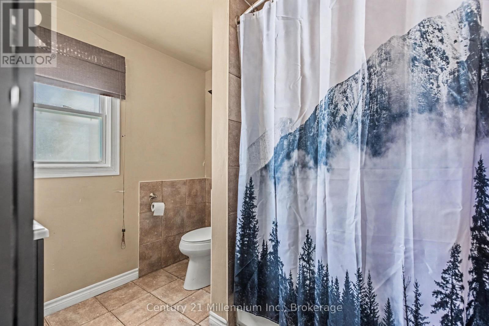 15 Ellen Street, Grey Highlands, Ontario  N0C 1E0 - Photo 15 - X12853390