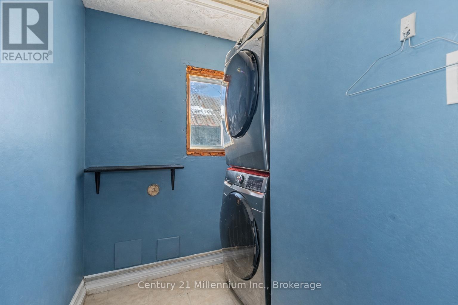 15 Ellen Street, Grey Highlands, Ontario  N0C 1E0 - Photo 17 - X12853390