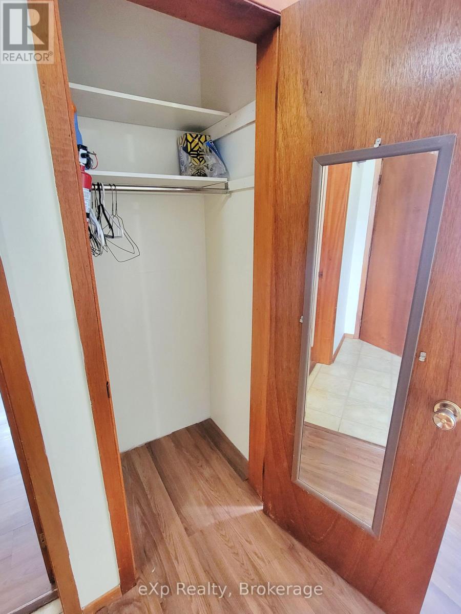 920 5th Avenue E, Owen Sound, Ontario  N4K 2S2 - Photo 34 - X12854800