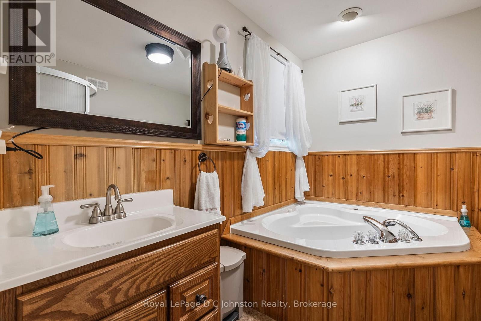 10 Mitchell Lane, Saugeen Shores, Ontario  N0H 2C1 - Photo 32 - X12855464