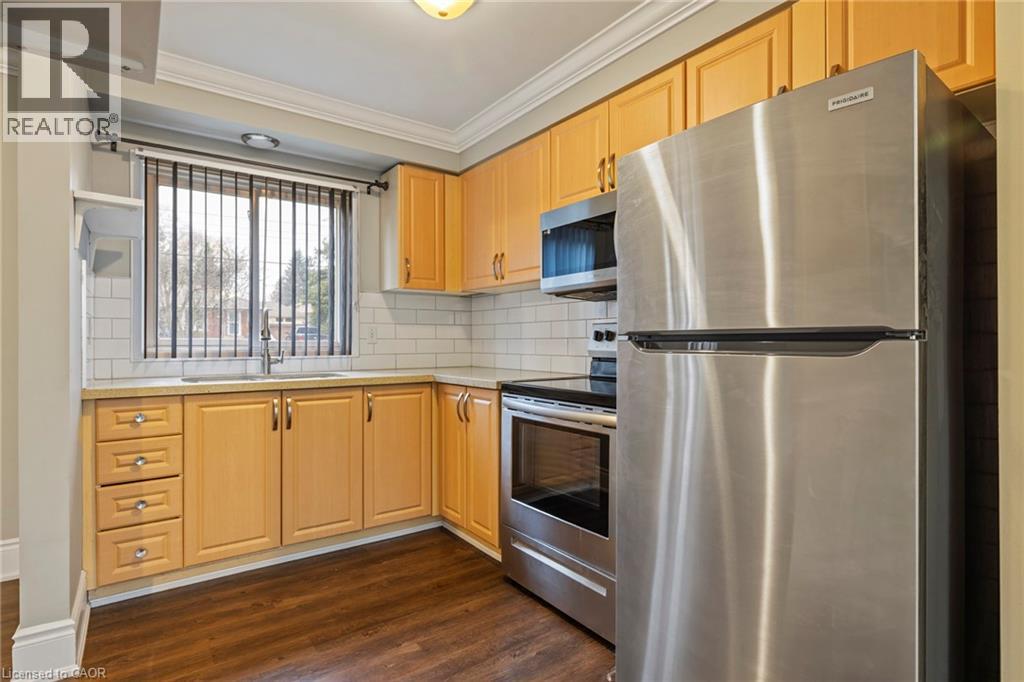 107 Horning Drive, Hamilton, Ontario  L9C 6L2 - Photo 37 - 40810434