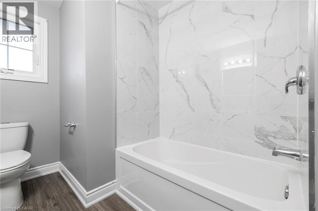 107 Horning Drive, Hamilton, Ontario  L9C 6L2 - Photo 46 - 40810434