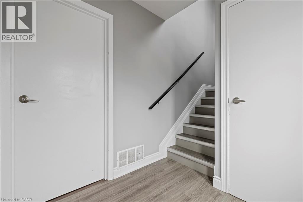 107 Horning Drive, Hamilton, Ontario  L9C 6L2 - Photo 48 - 40810434