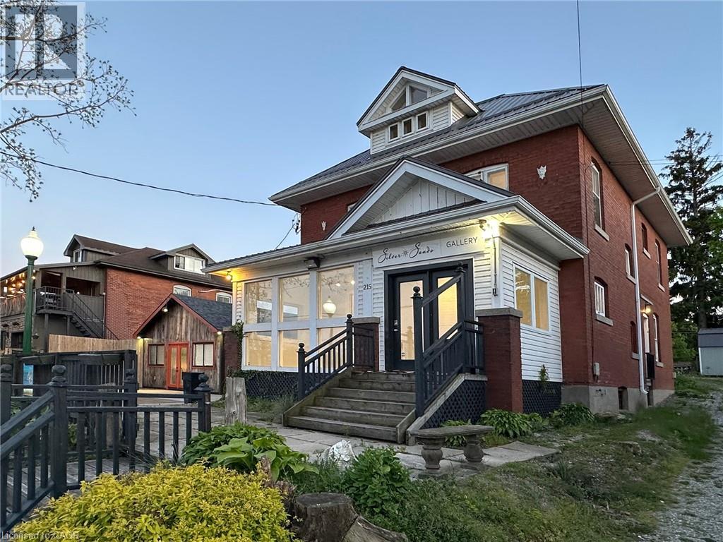 215 Main Street, Port Dover, Ontario  N0A 1N0 - Photo 2 - 40810443