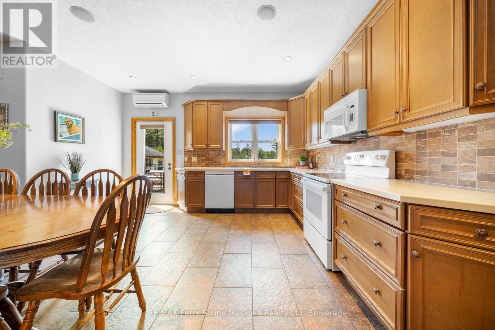 217 South Shore Road, The Archipelago, Ontario  P0G 1K0 - Photo 10 - X12858694