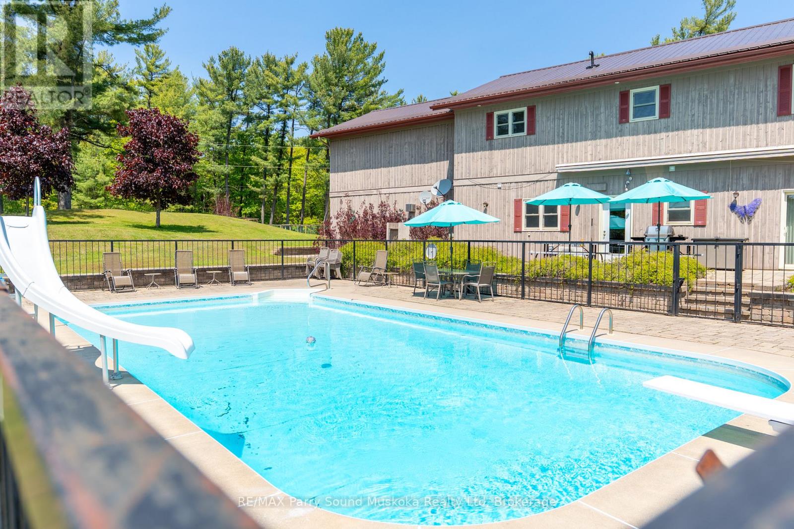 217 South Shore Road, The Archipelago, Ontario  P0G 1K0 - Photo 2 - X12858694