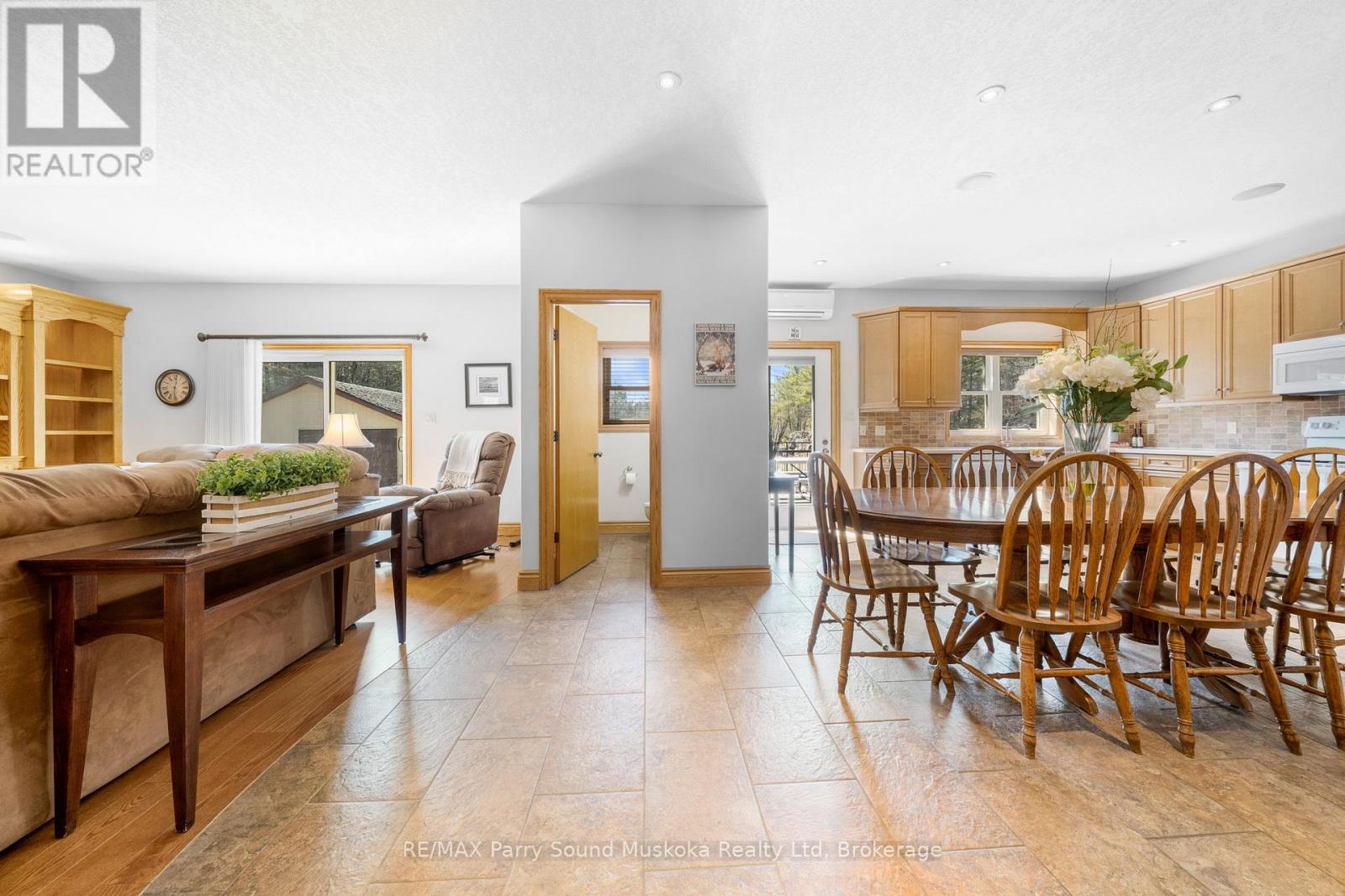 217 South Shore Road, The Archipelago, Ontario  P0G 1K0 - Photo 6 - X12858694