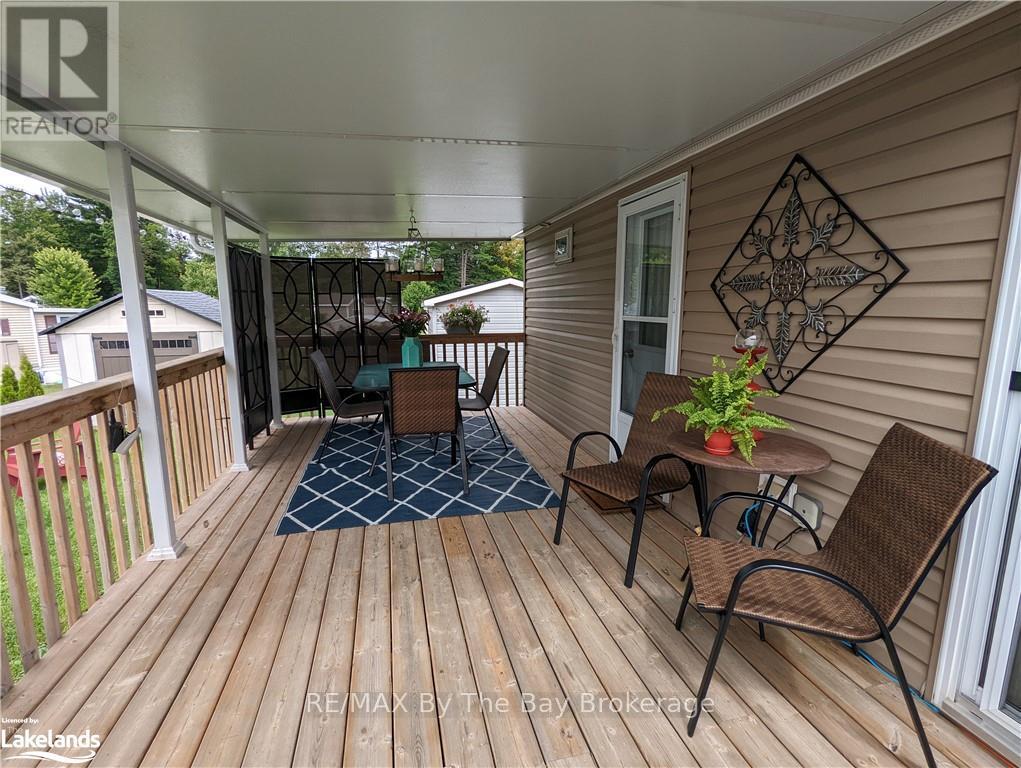 16 Kenora Trail, Wasaga Beach, Ontario  L9Z 1X7 - Photo 5 - S12861266
