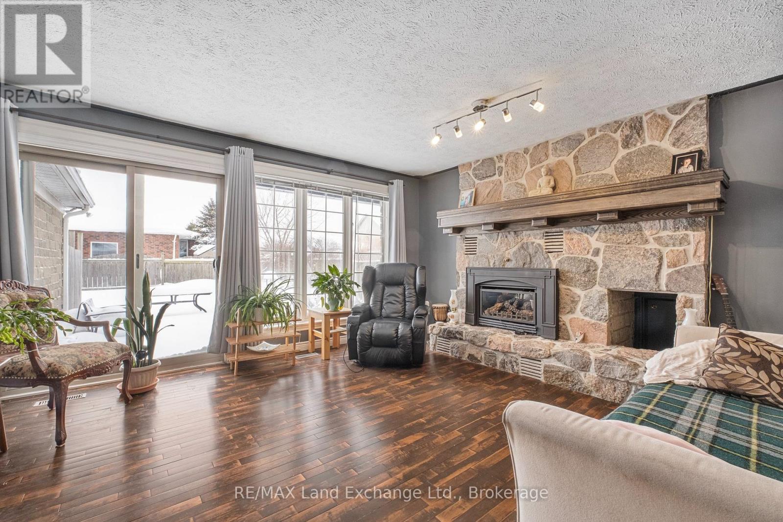 750 Mcpherson Crescent, Kincardine, Ontario  N2Z 1M4 - Photo 15 - X12862572