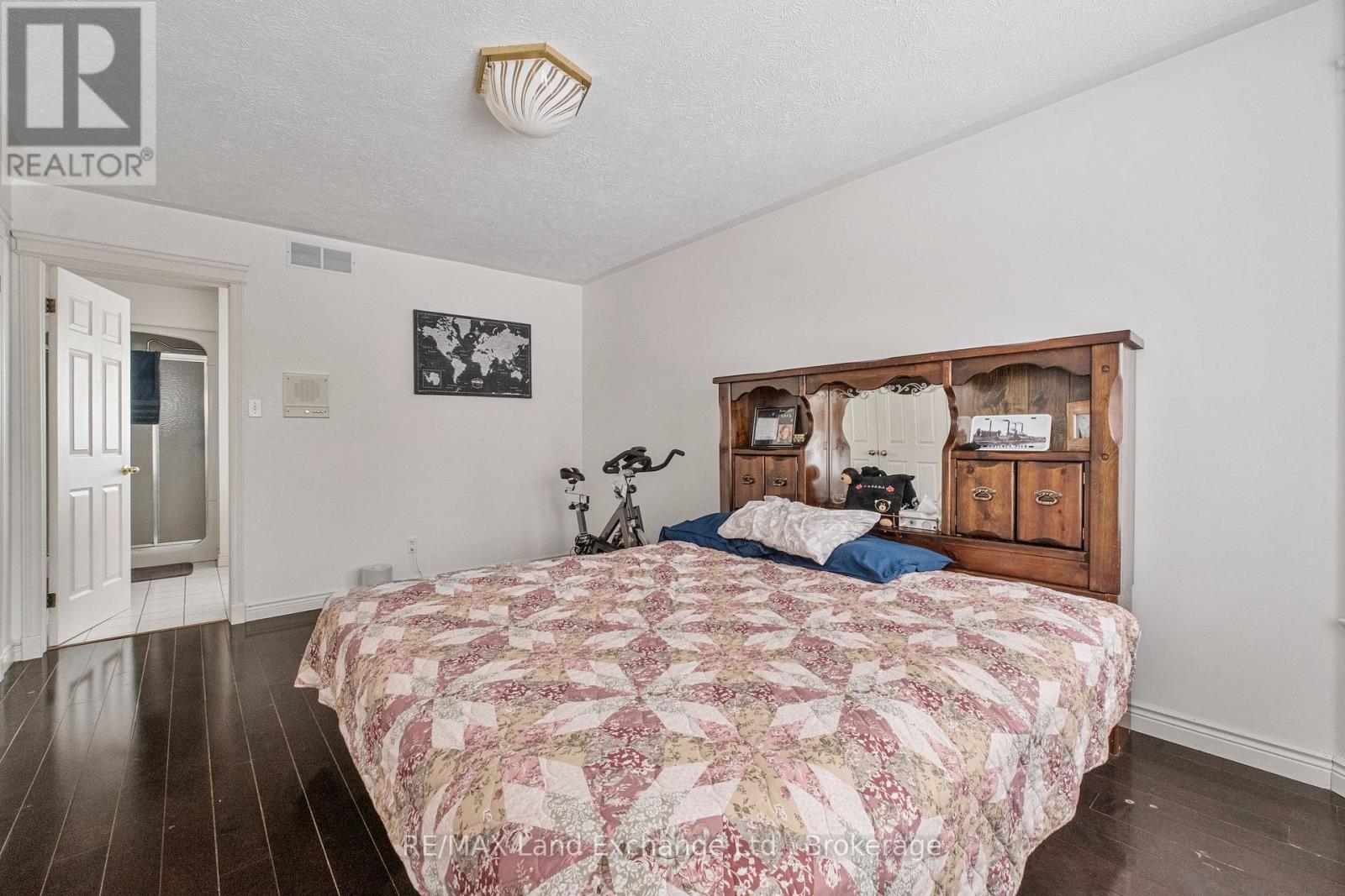 750 Mcpherson Crescent, Kincardine, Ontario  N2Z 1M4 - Photo 25 - X12862572