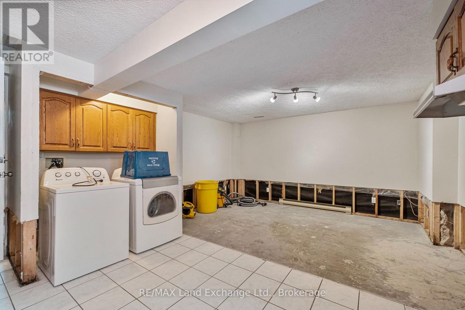 750 Mcpherson Crescent, Kincardine, Ontario  N2Z 1M4 - Photo 39 - X12862572