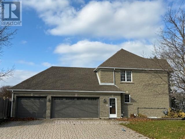 750 Mcpherson Crescent, Kincardine, Ontario  N2Z 1M4 - Photo 4 - X12862572
