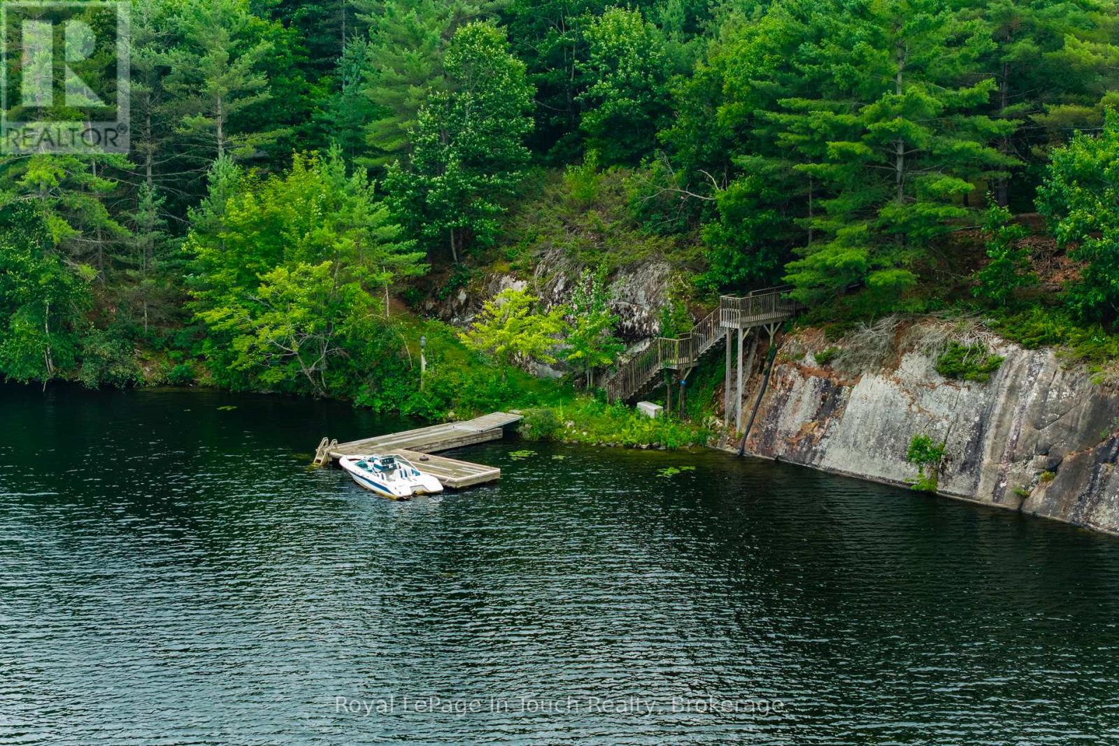 390 Island 360 Island, Georgian Bay, Ontario  L0K 1S0 - Photo 37 - X12862630