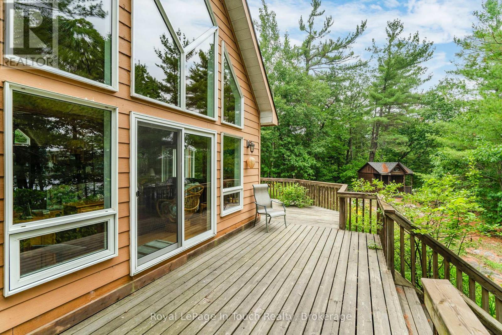 390 Island 360 Island, Georgian Bay, Ontario  L0K 1S0 - Photo 4 - X12862630