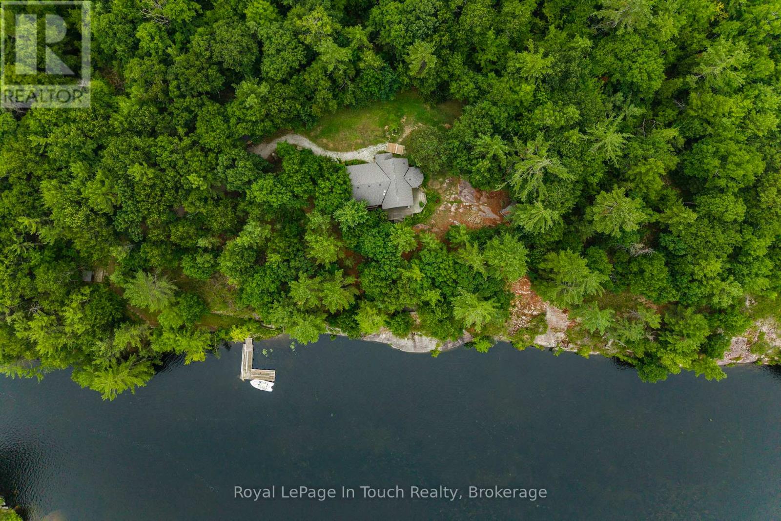 390 Island 360 Island, Georgian Bay, Ontario  L0K 1S0 - Photo 9 - X12862630