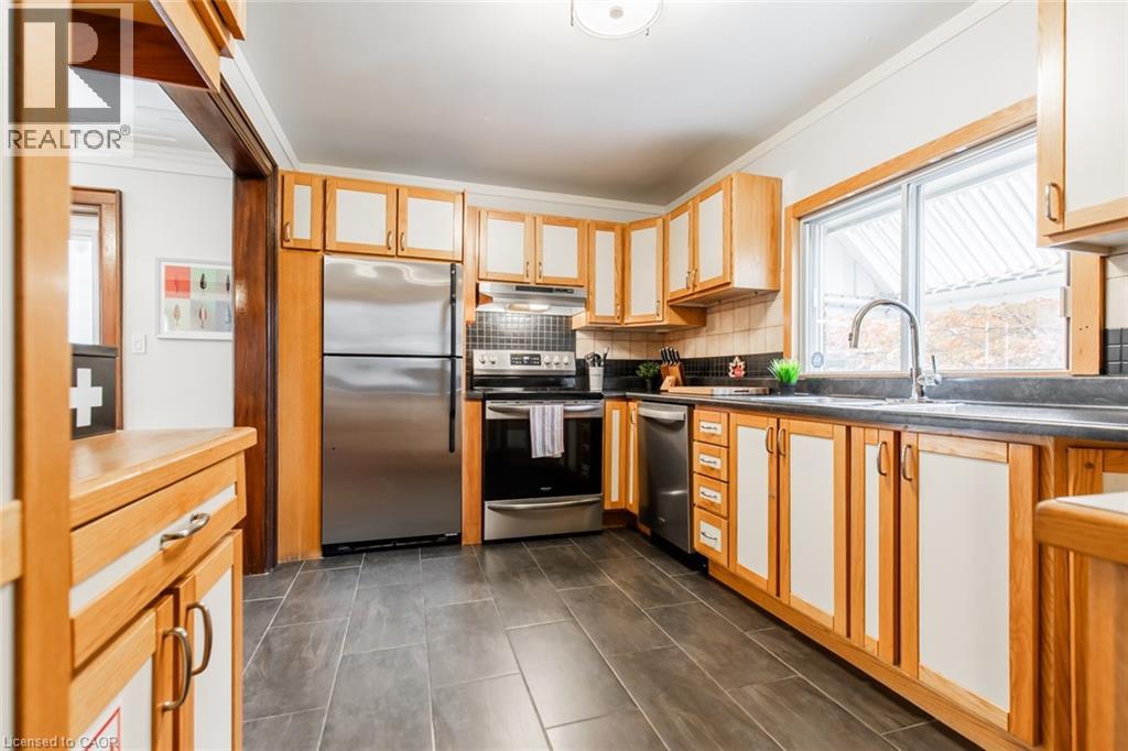 60 Lake Avenue, Stoney Creek, Ontario  L8G 3N3 - Photo 9 - 40810752