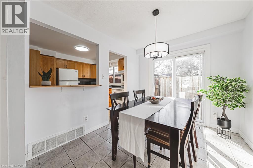 2220 Upper Middle Road Unit# 4, Burlington, Ontario  L7P 2Z9 - Photo 14 - 40810544