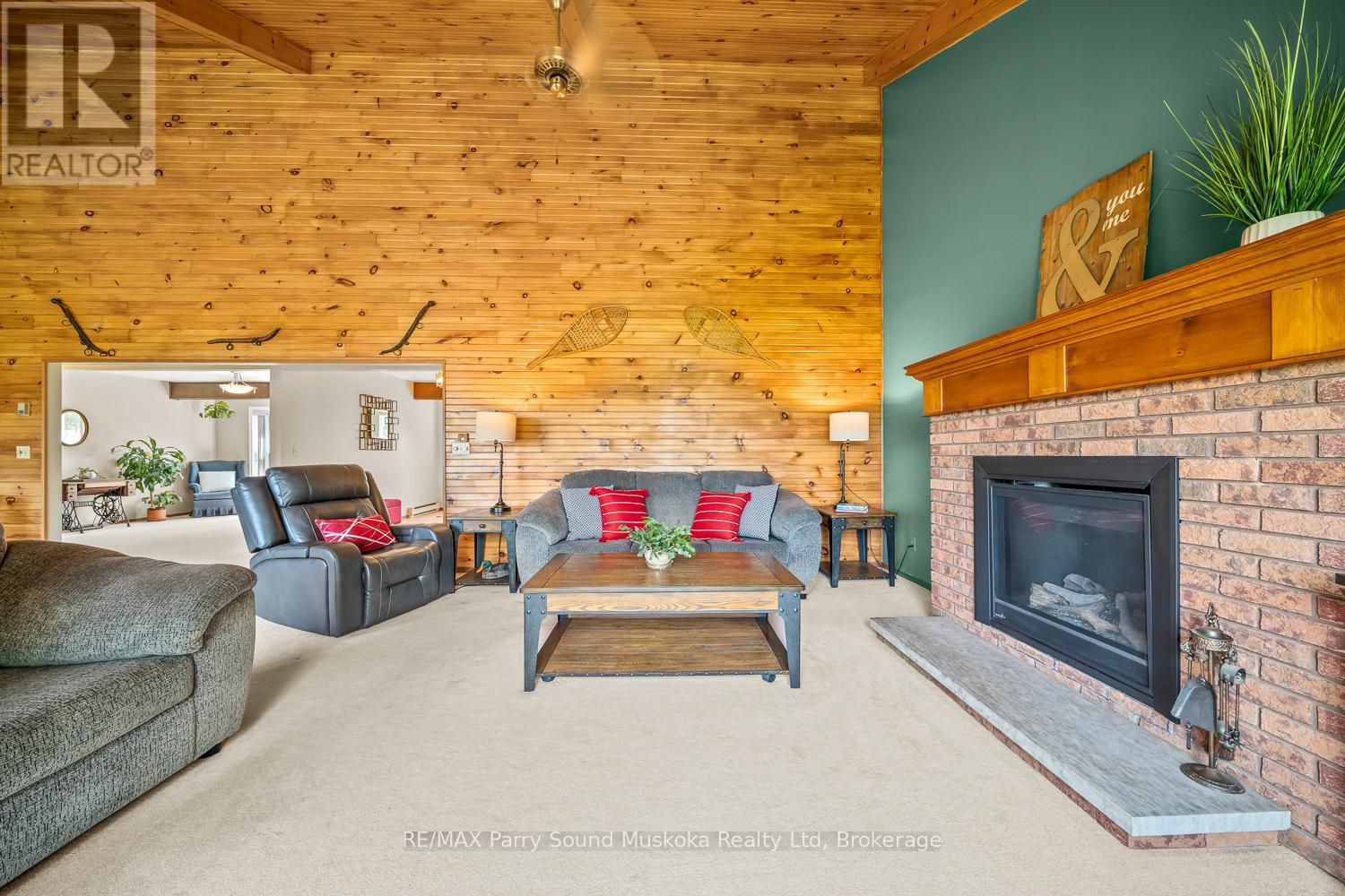 258 Lakeside Trail, Magnetawan, Ontario  P0A 1P0 - Photo 9 - X12864604