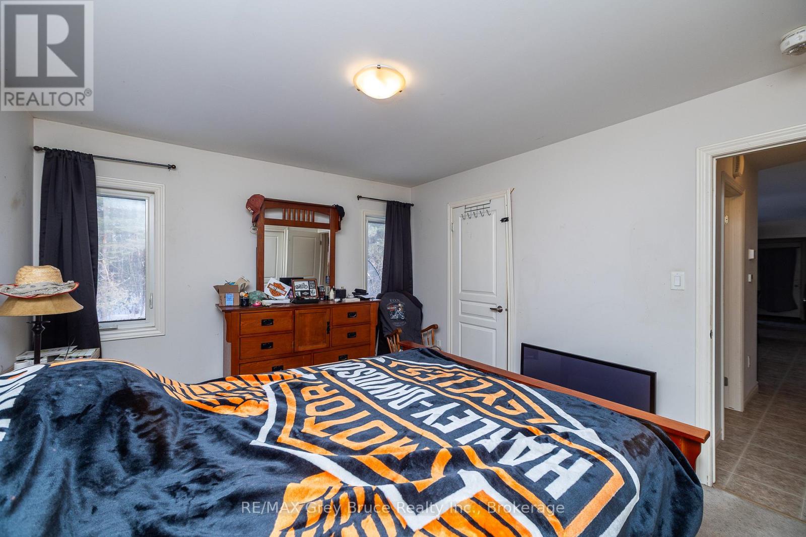 260 Spring Creek Road, South Bruce Peninsula, Ontario  N0H 1P0 - Photo 19 - X12864868
